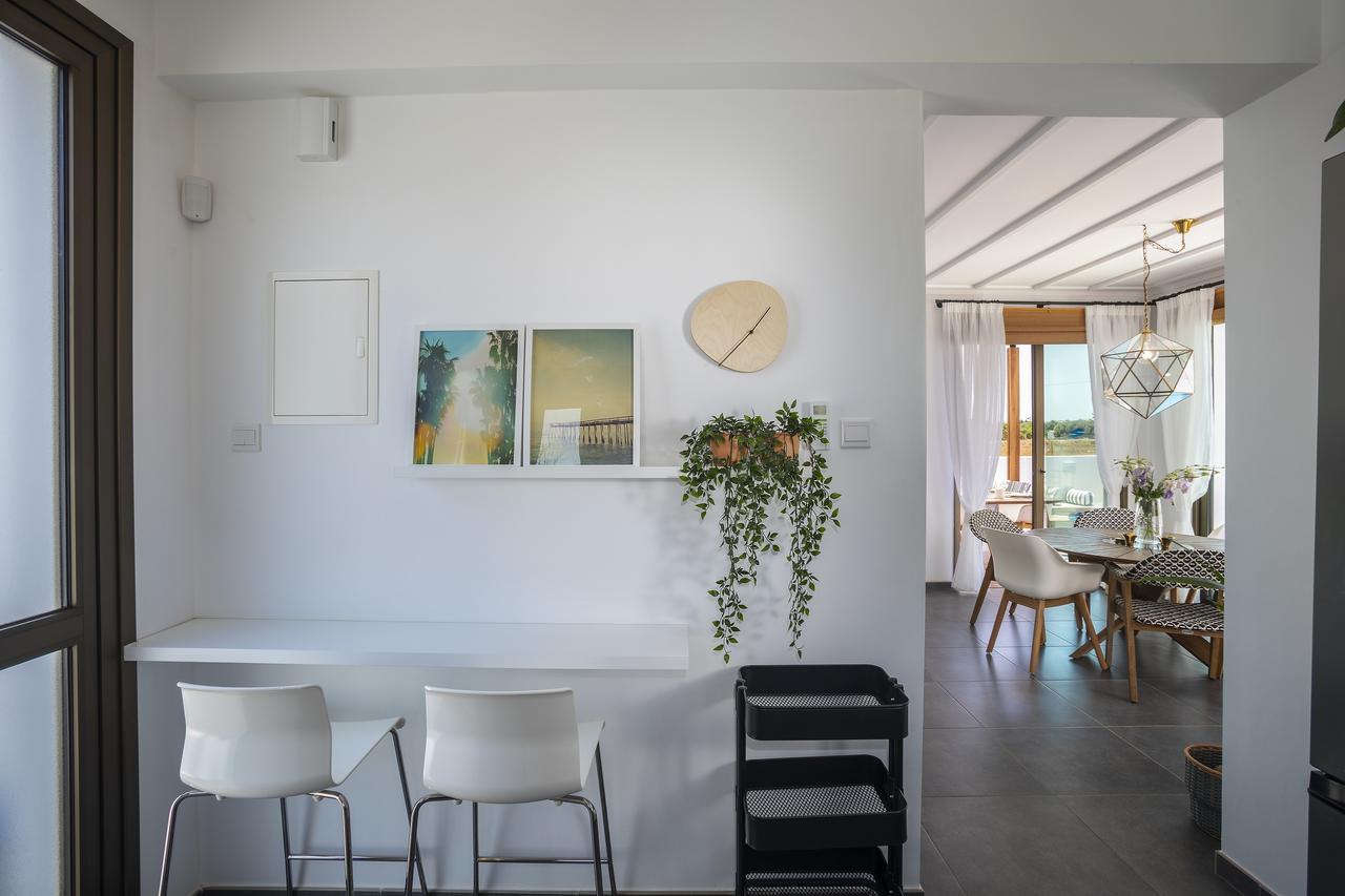 Chris Le Mare Luxury Villa Protaras Exterior photo